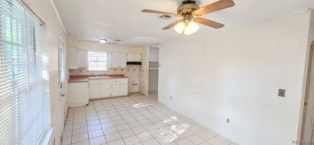 5608 E Shades Valley Drive, Montgomery, AL 36108