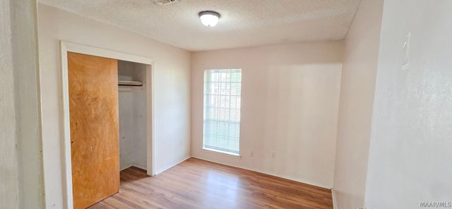 5608 E Shades Valley Drive, Montgomery, AL 36108