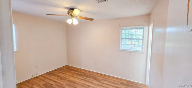 5608 E Shades Valley Drive, Montgomery, AL 36108