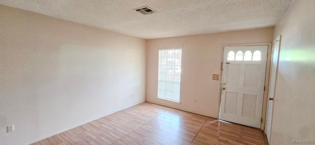 5608 E Shades Valley Drive, Montgomery, AL 36108