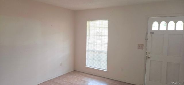 5608 E Shades Valley Drive, Montgomery, AL 36108