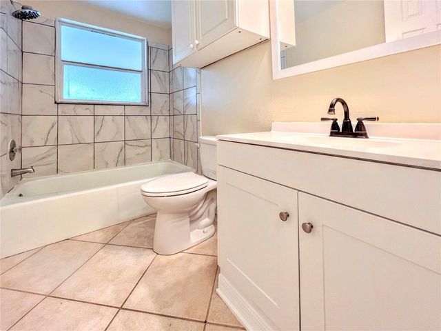 71 STANFORD ROAD, Venice, FL 34293