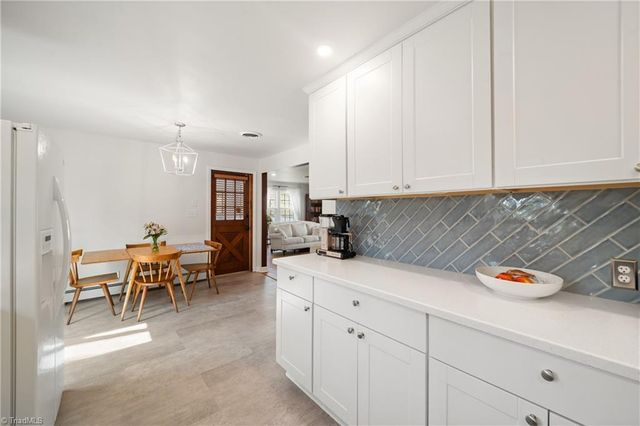 1734 Lancelot Lane, Winston-salem, NC 27103