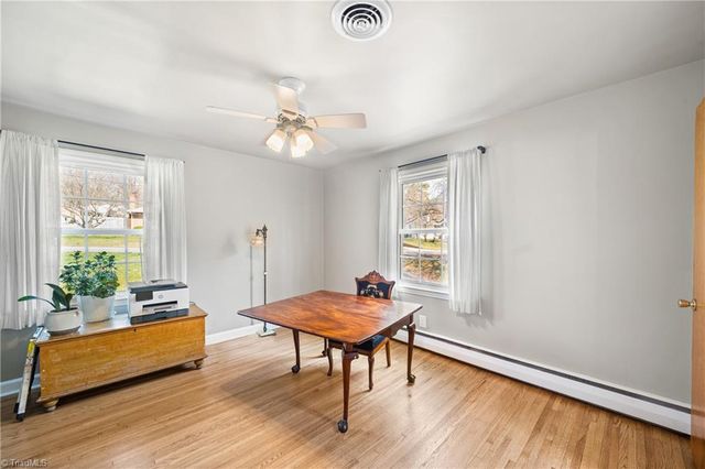 1734 Lancelot Lane, Winston-salem, NC 27103