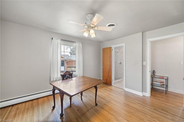 1734 Lancelot Lane, Winston-salem, NC 27103