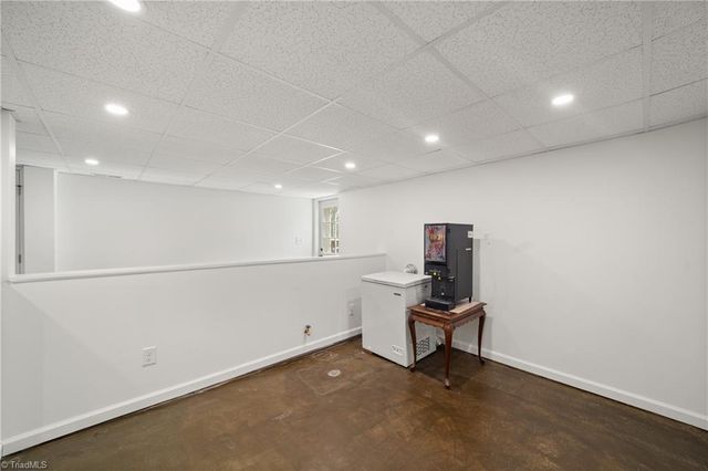 1734 Lancelot Lane, Winston-salem, NC 27103