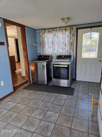 2109 Westside Avenue, Rotterdam, NY 12306