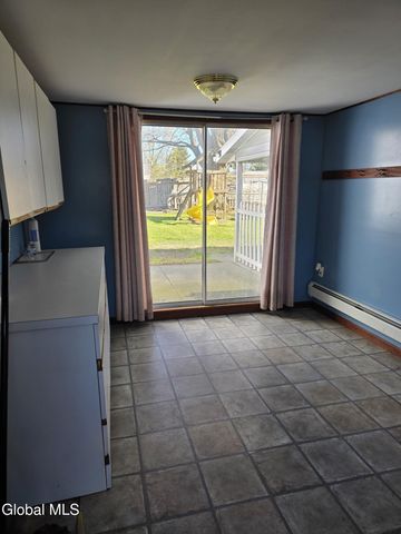 2109 Westside Avenue, Rotterdam, NY 12306