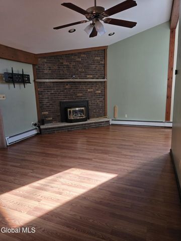 2109 Westside Avenue, Rotterdam, NY 12306