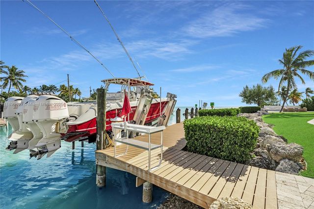 91 Iroquois Dr, Islamorada, FL 33036