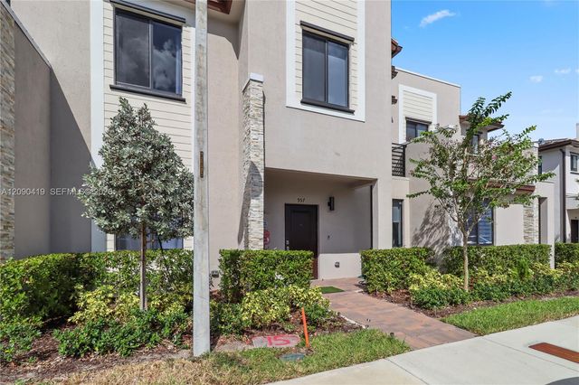 957 NE 211th Street, Miami, FL 33179