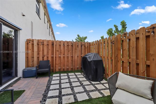 957 NE 211th Street, Miami, FL 33179
