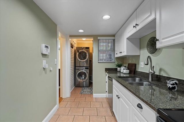 5129 Wyandotte Street 1, Kansas City, MO 64112