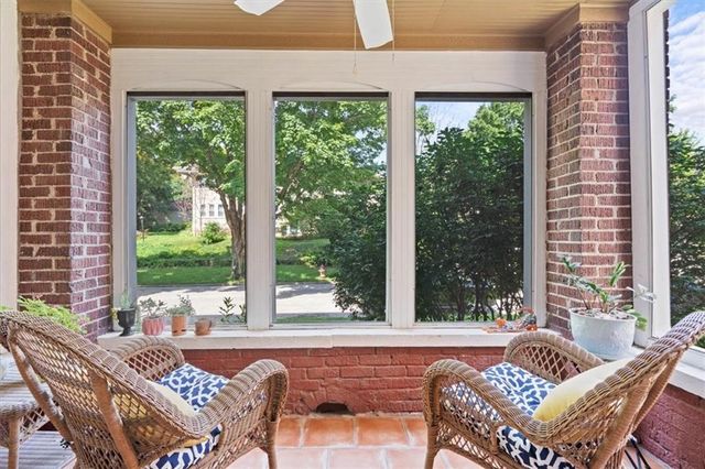 5129 Wyandotte Street 1, Kansas City, MO 64112