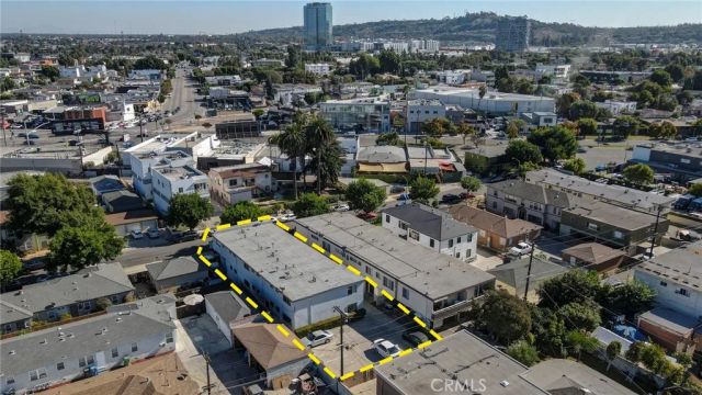 2615 Chariton Street, Los Angeles, CA 90034