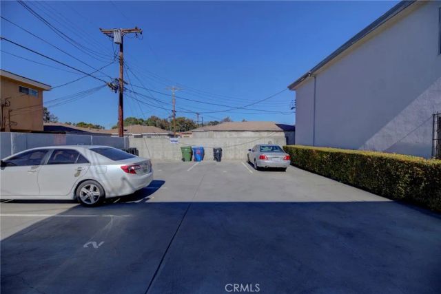 2615 Chariton Street, Los Angeles, CA 90034