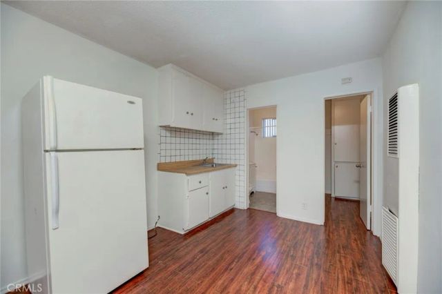 2615 Chariton Street, Los Angeles, CA 90034