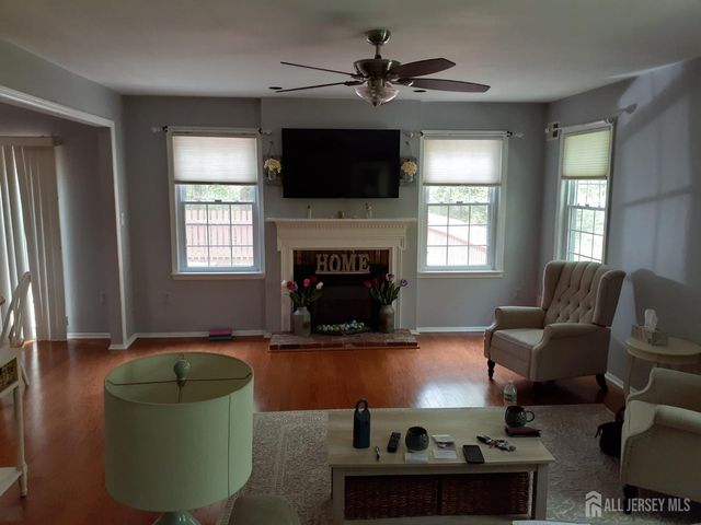 11 Sheffield Court, Old Bridge, NJ 08857