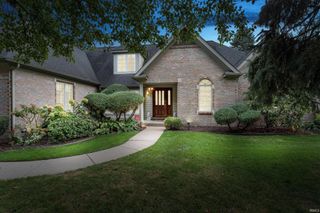 51846 Waterton Square Circle, Granger, IN 46530