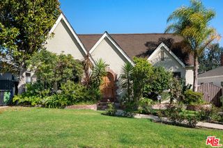 10530 Kinnard Avenue, Los Angeles, CA 90024