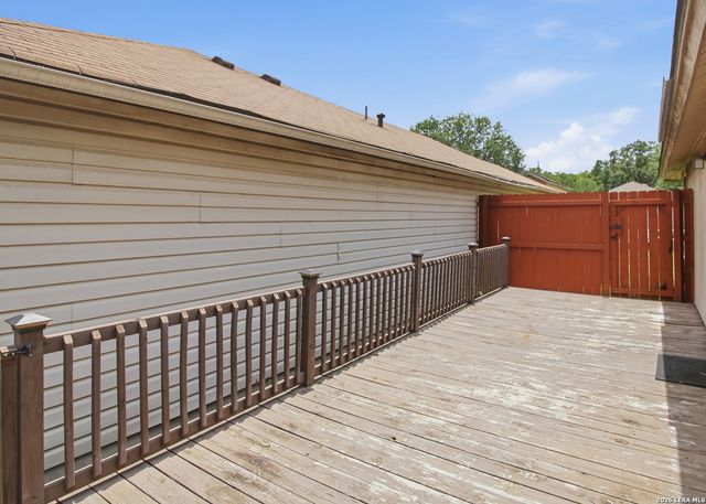 9847 Alexa Place, San Antonio, TX 78251