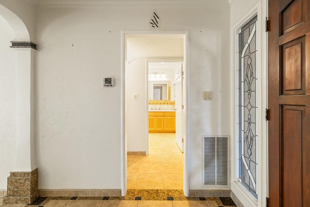 Image 24 of property listing at 637 N Village Green Street, Porterville, CA 93257