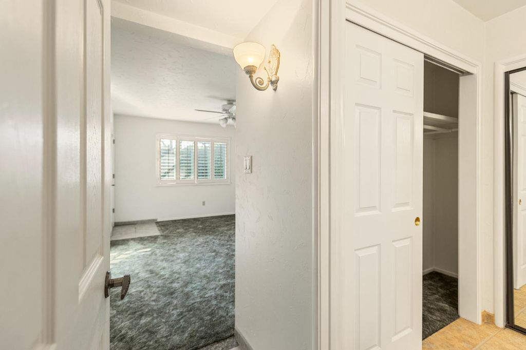 Image 26 of property listing at 637 N Village Green Street, Porterville, CA 93257