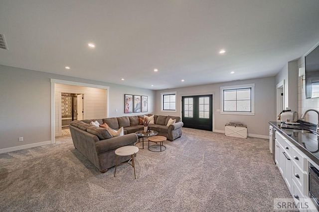 7753 S Packbridge Lane, Idaho Falls, ID 83406