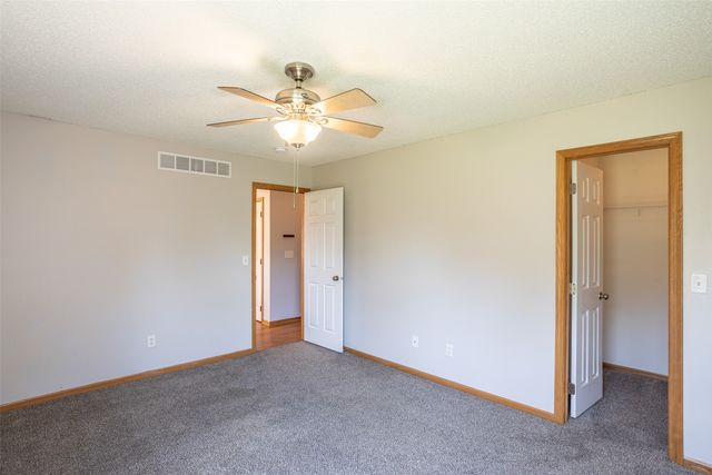 3208 SW Olde Ivy Circle, Ankeny, IA 50023