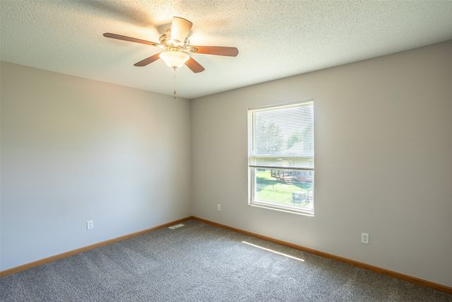3208 SW Olde Ivy Circle, Ankeny, IA 50023