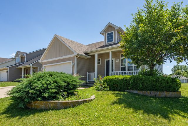 3208 SW Olde Ivy Circle, Ankeny, IA 50023