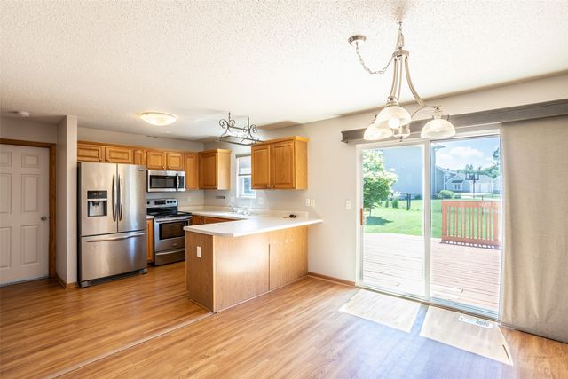 3208 SW Olde Ivy Circle, Ankeny, IA 50023