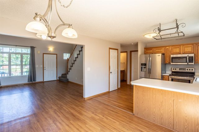 3208 SW Olde Ivy Circle, Ankeny, IA 50023
