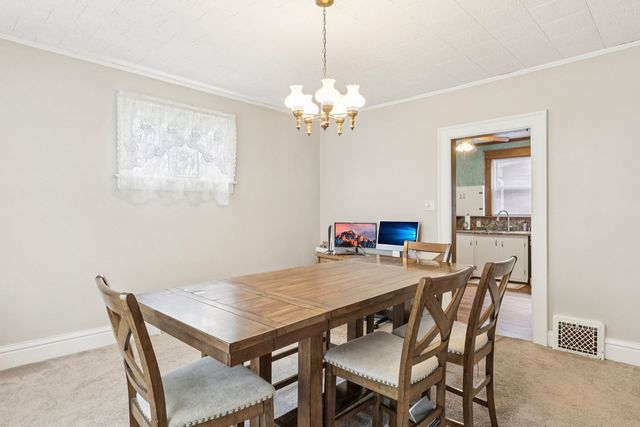 407 LAUREL BOULEVARD, New Castle, PA 16101