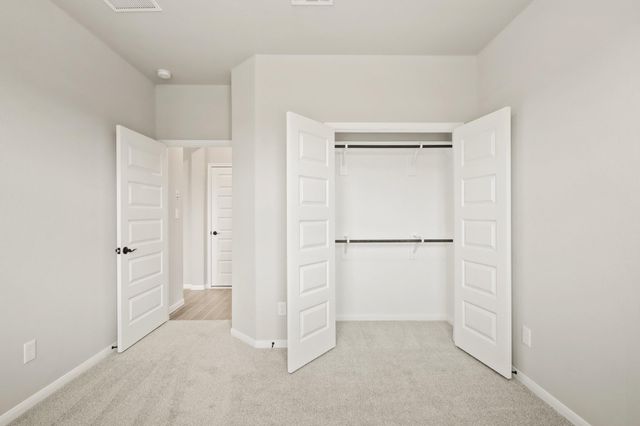 128 Peninsula Point Drive, Montgomery, TX 77356