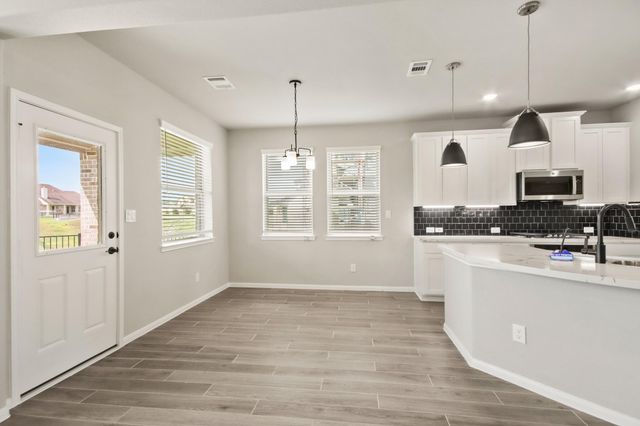 128 Peninsula Point Drive, Montgomery, TX 77356