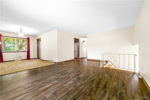 8276 Winchester Drive, Rome, NY 13440