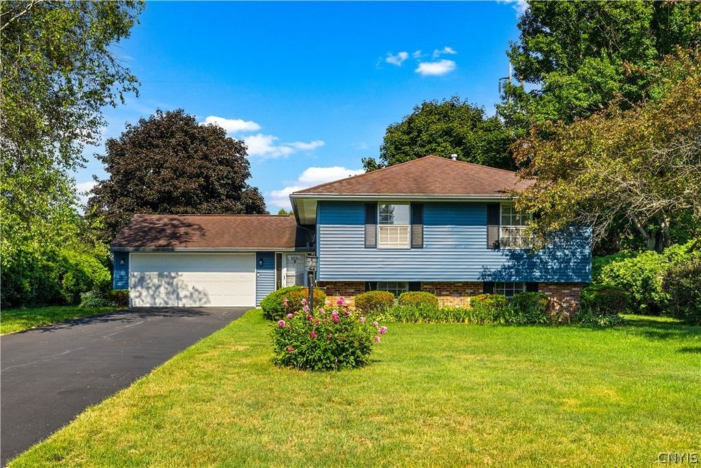 8276 Winchester Drive, Rome, NY 13440