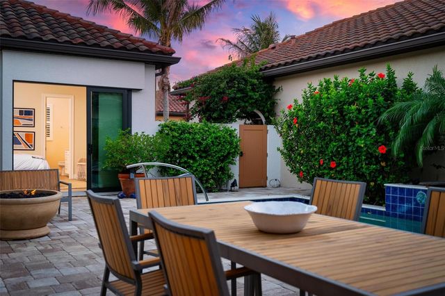 134 E TAMPA AVENUE, Venice, FL 34285