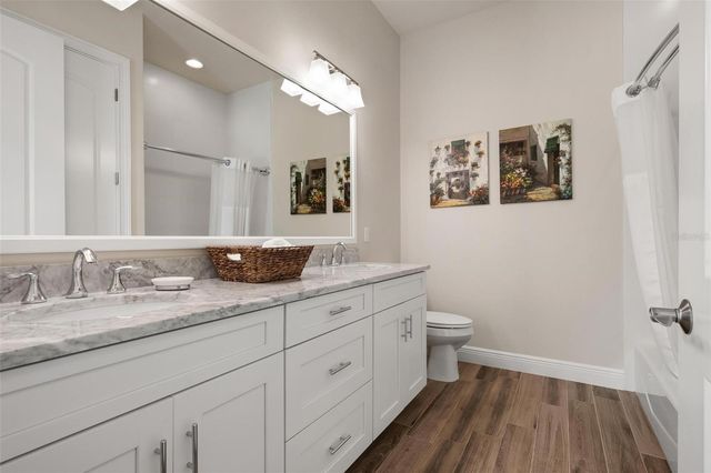 134 E TAMPA AVENUE, Venice, FL 34285