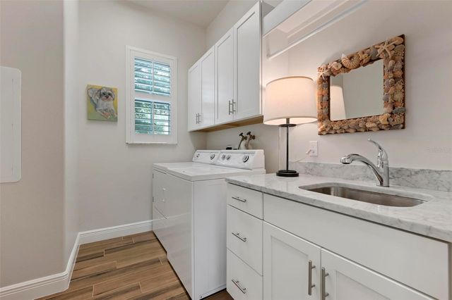 134 E TAMPA AVENUE, Venice, FL 34285