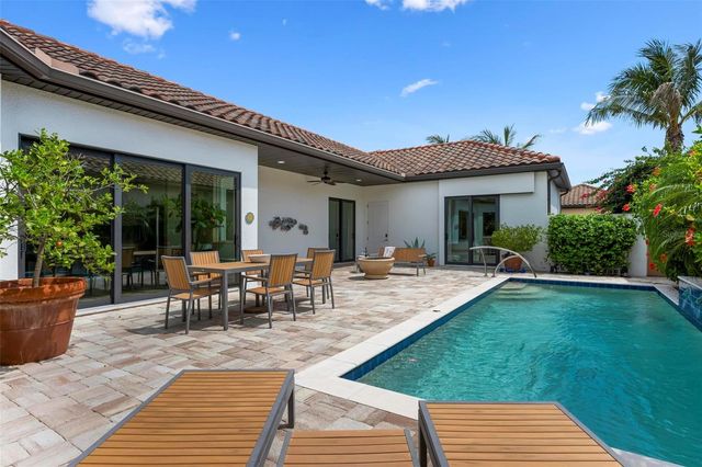 134 E TAMPA AVENUE, Venice, FL 34285