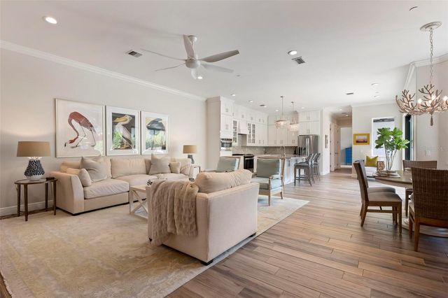 134 E TAMPA AVENUE, Venice, FL 34285