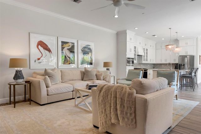 134 E TAMPA AVENUE, Venice, FL 34285