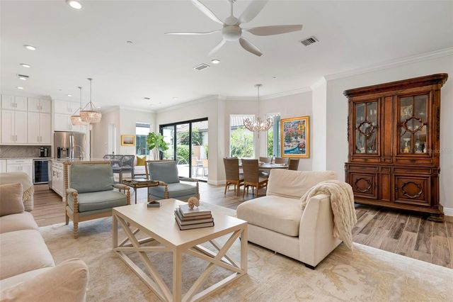 134 E TAMPA AVENUE, Venice, FL 34285