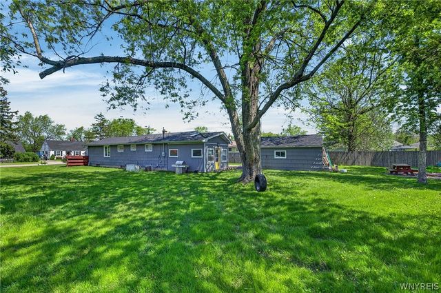 1335 East Park Road, Grand Island, NY 14072