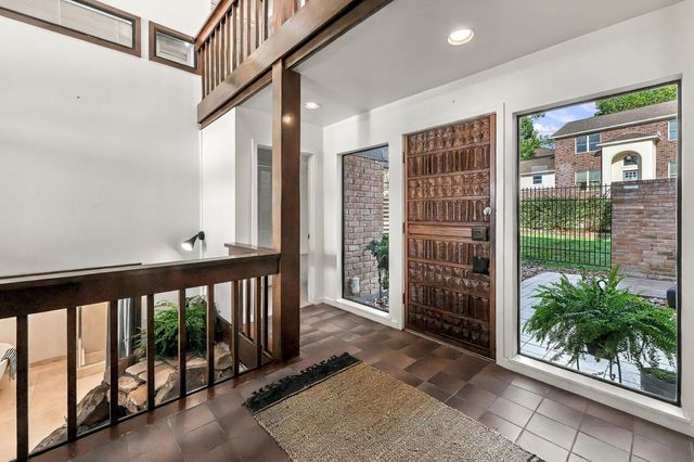 16 Lakeview Manor, Huntsville, TX 77340