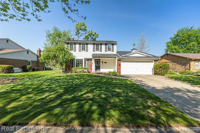 4931 Calvert Drive, Troy, MI 48085