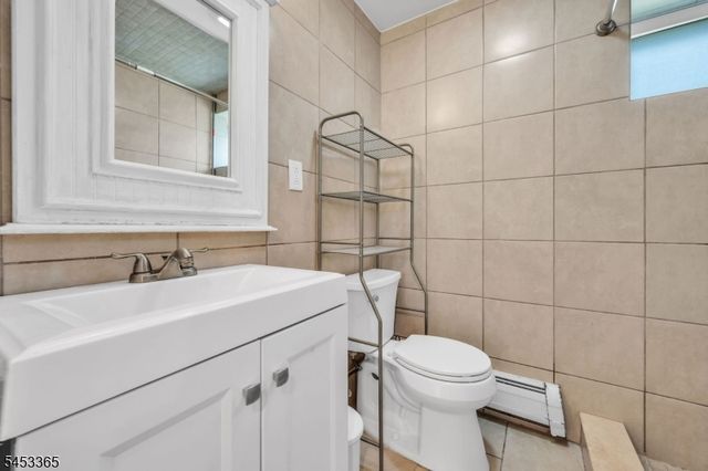 113 S Morris, Dover Town, NJ 07801