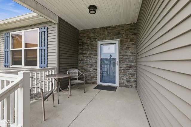 128 Woods Edge Boulevard E, Greencastle, IN 46135